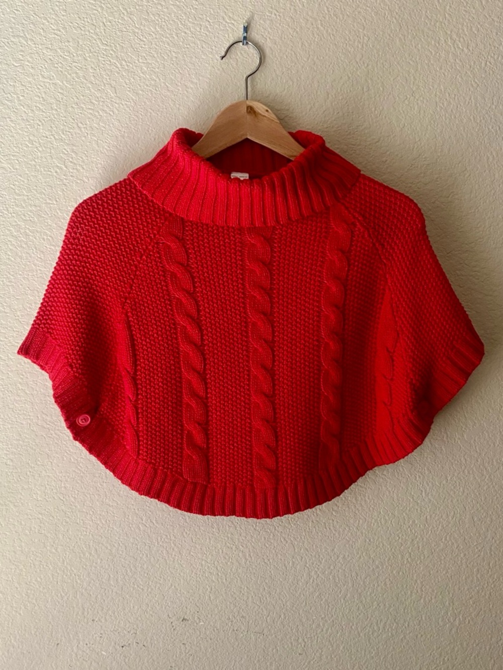 Carter’s Girl's Poncho 5T Red Sweater Chunky Cable Knit Holiday Old Money Classy